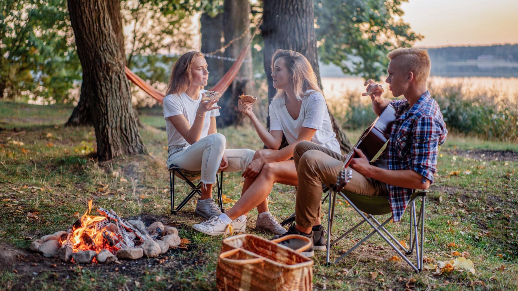 Lake Martin Sundays: Brunch Bliss & Geocaching Surprises